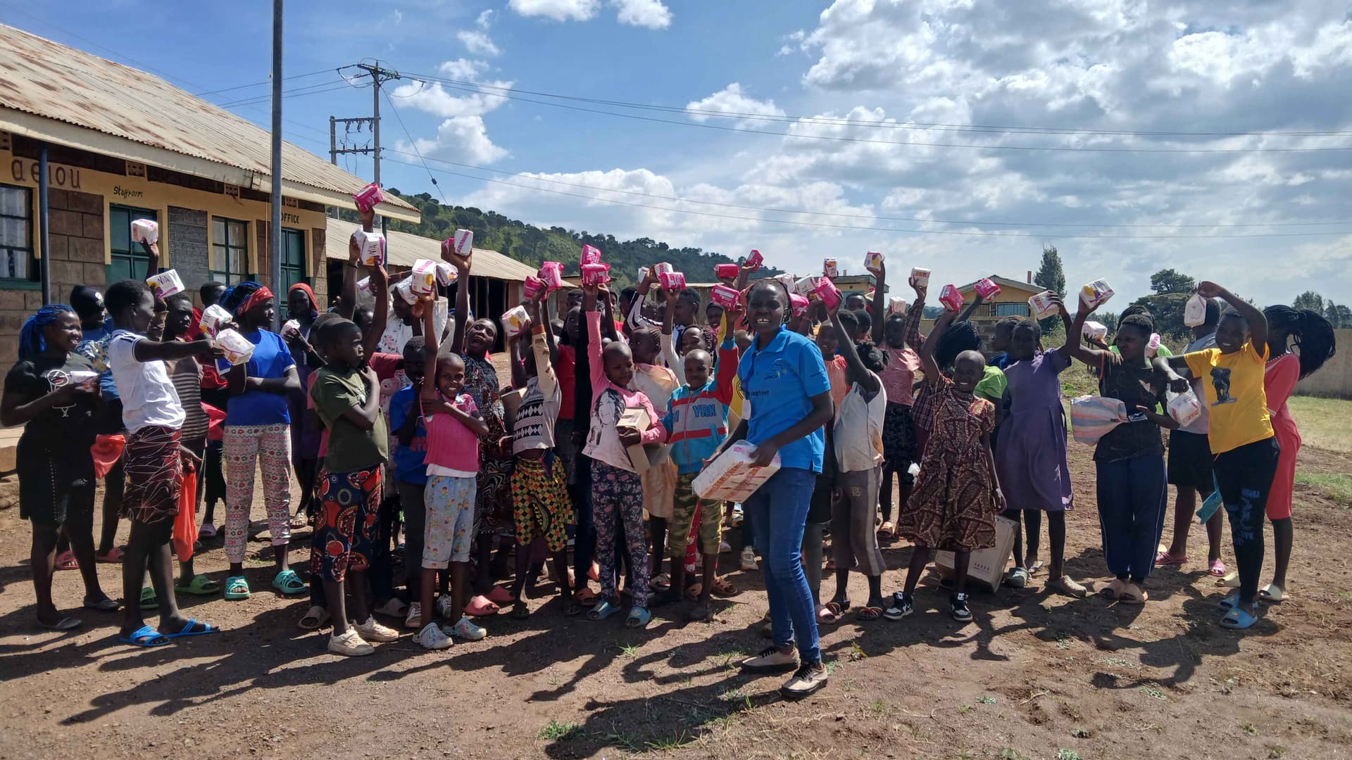 Moment of gratitude to support access to sanitary towels 