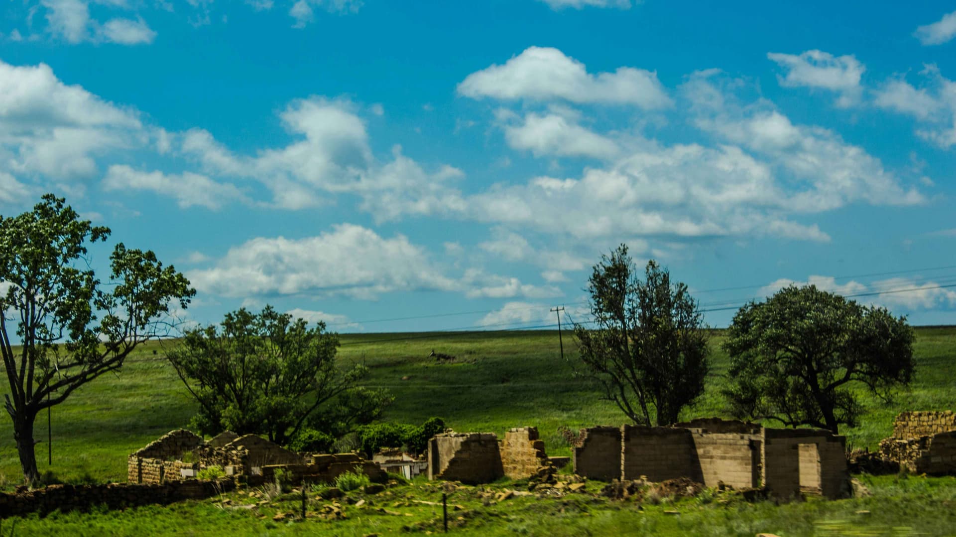 Depicting ruins of abandoned cottages